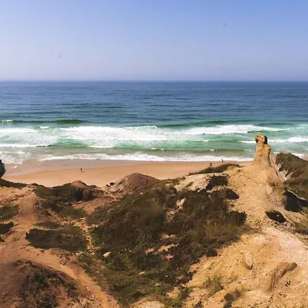 Cosy With Sea View In 40 Sqm + Parking Apartment Peniche